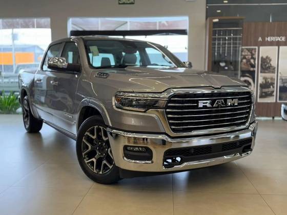 RAM 1500 3.0 HURRICANE 6 BITURBO GASOLINA LARAMIE CD 4X4 AUTOMÁTICO